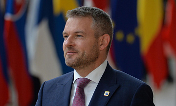 Президент Словакии заявил об обновлении связей Запада с Россией