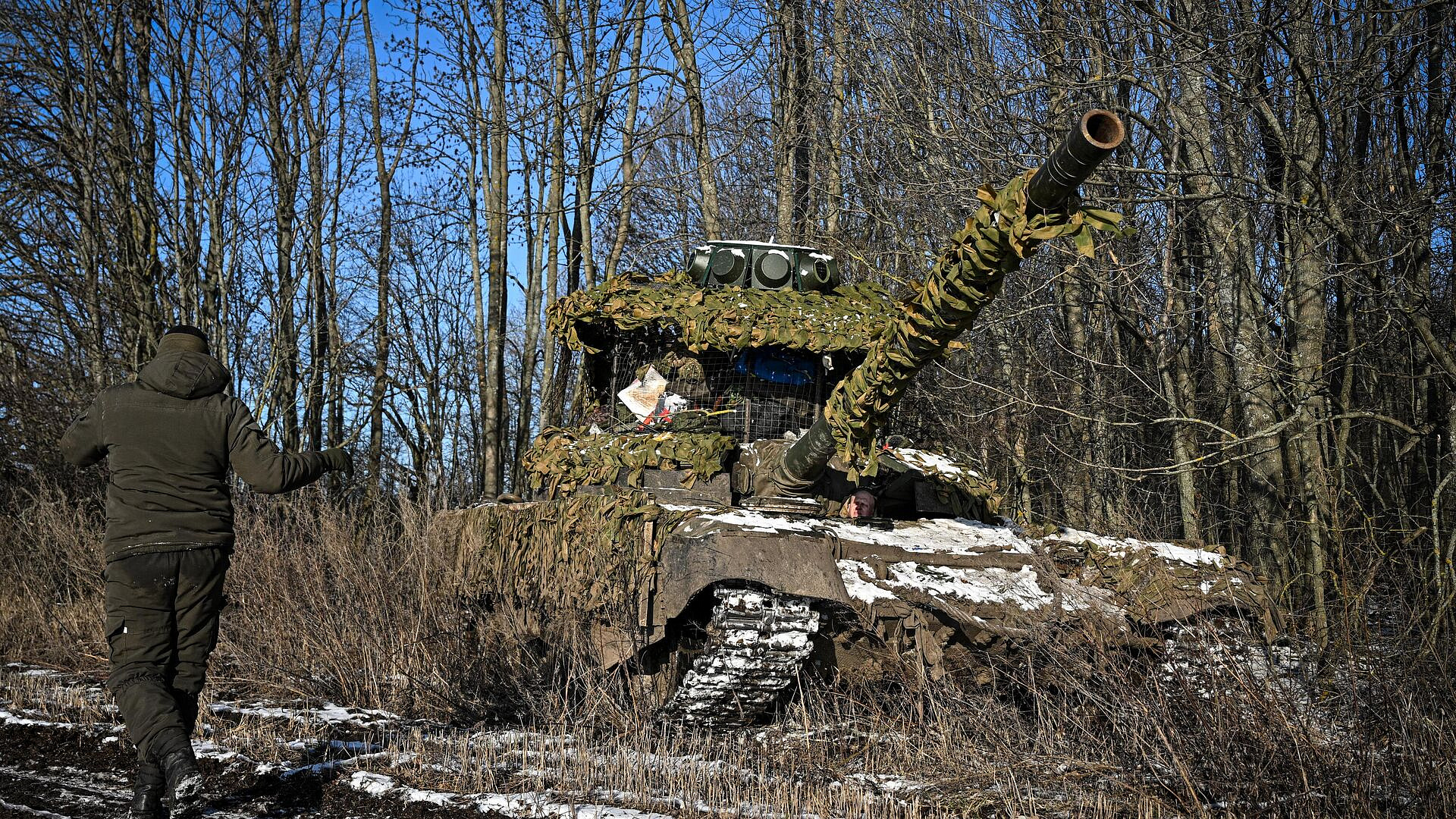 Основной прорывной мощью российской армии являются танки, заявили в УВЗ