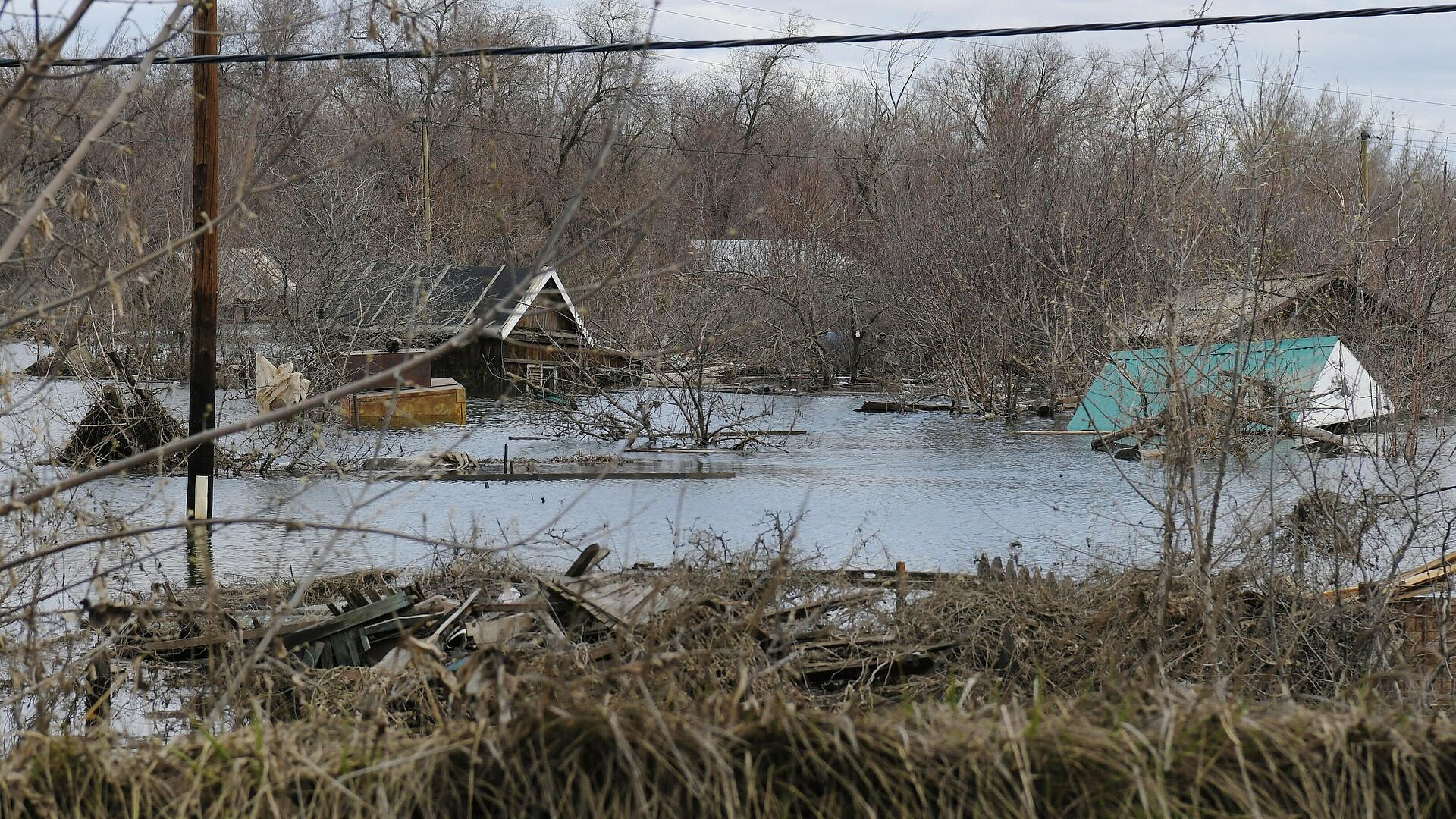 Уровень реки Урал в Оренбургской области превысил опасную отметку