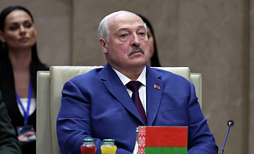 Лукашенко опроверг слухи об отказе от участия в "Совете мира" из-за Путина