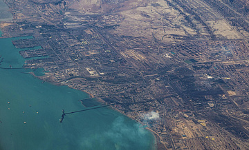 Сбои в Ормузском проливе угрожают поставкам продовольствия, пишет FT