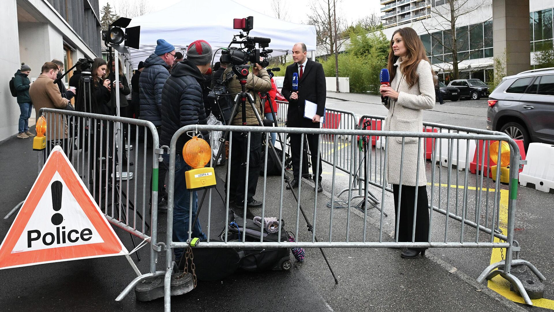Источник: европейские делегации на переговорах в Женеве сидели в отеле