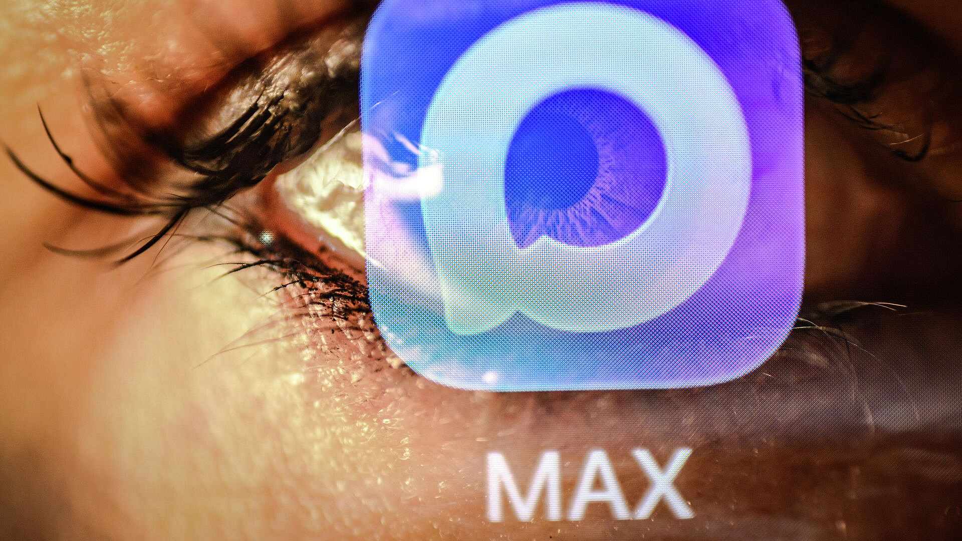 В Apple объяснили, почему мессенджер Max нельзя скачать в США