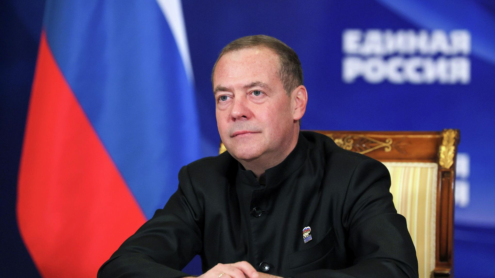 Медведев назвал малый бизнес важнейшим элементом экономической архитектуры