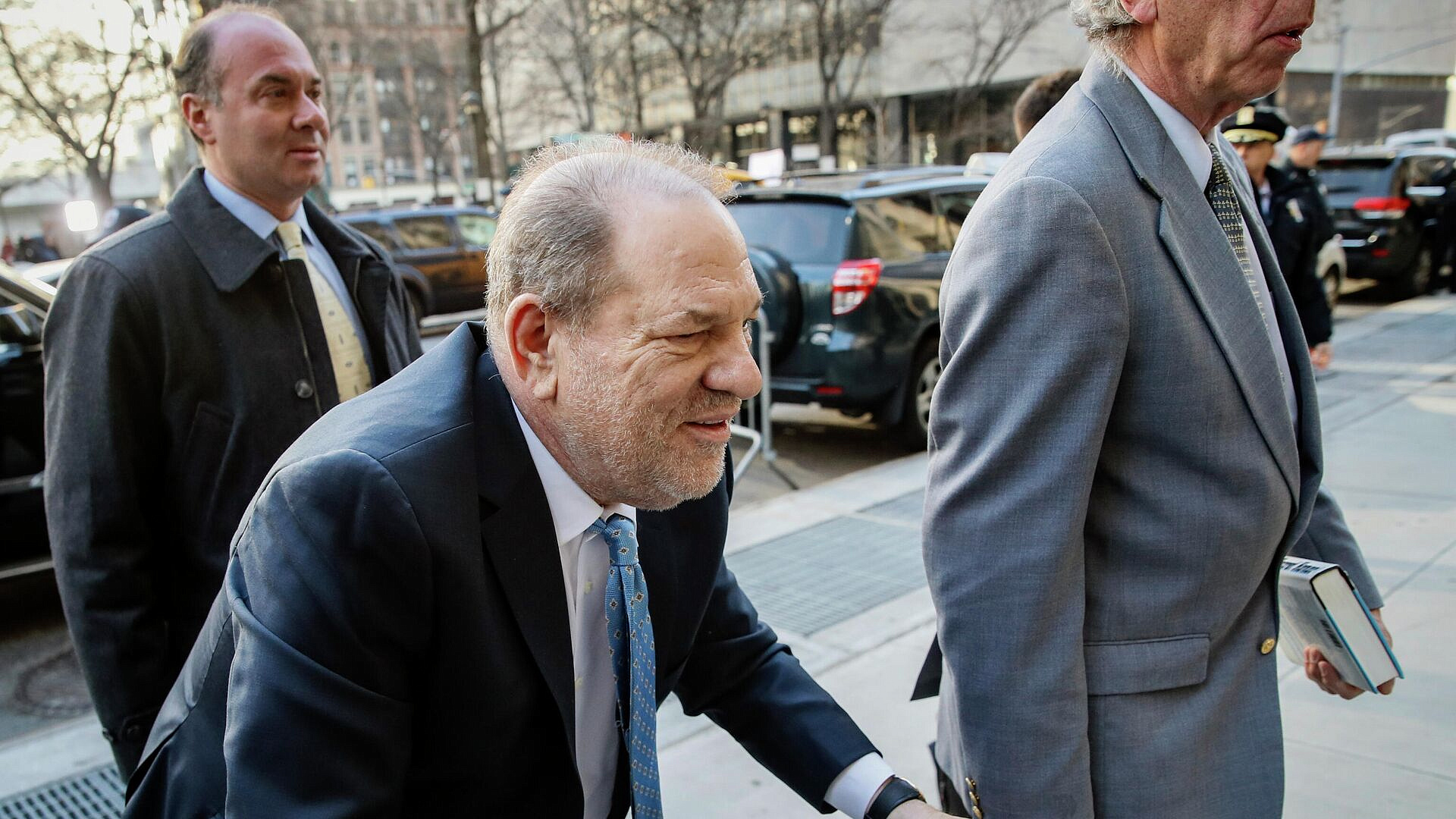 Суд присяжных не смог достичь консенсуса по обвинению в деле Вайнштейна