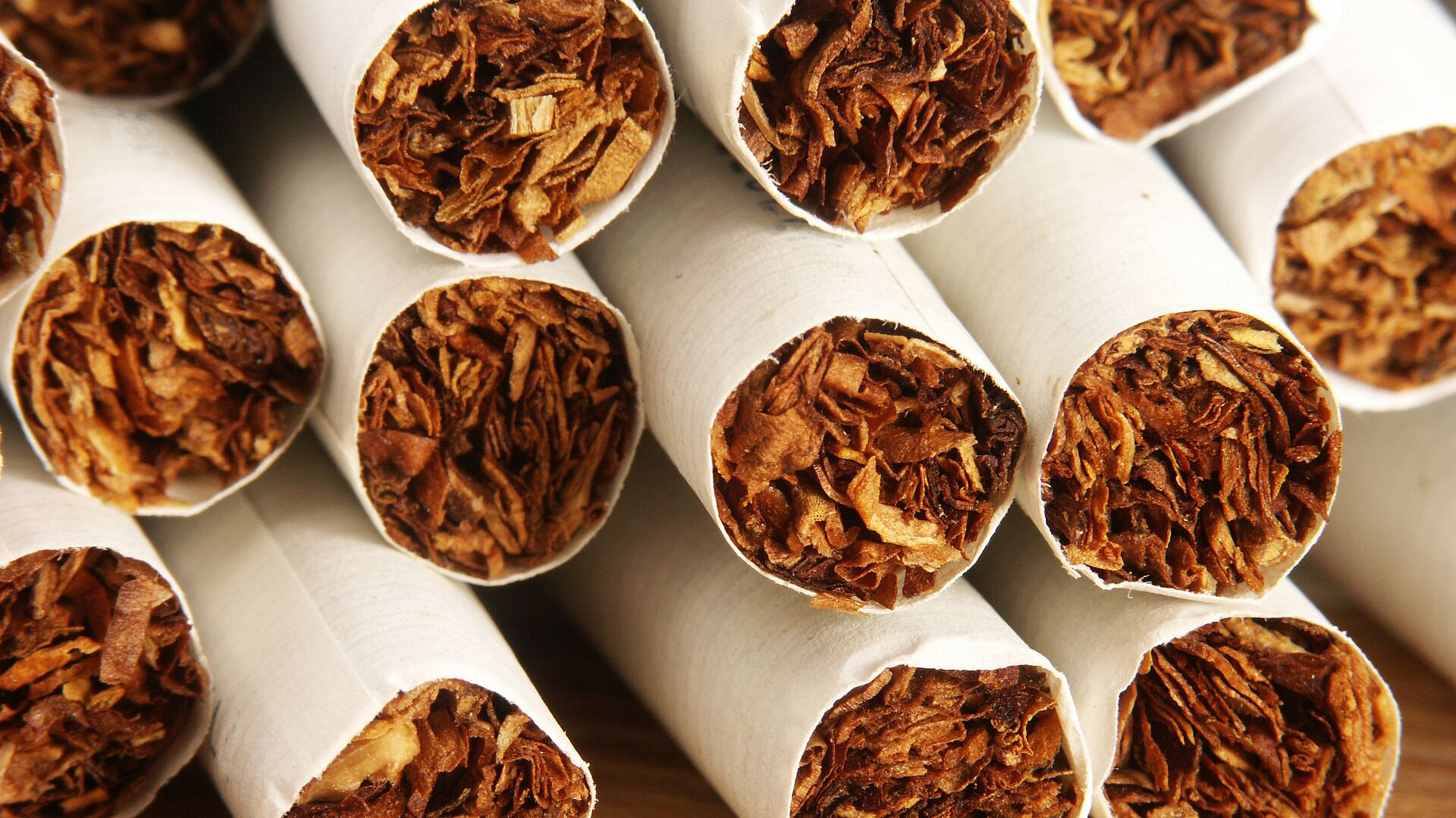 Минздрав предложил не относить к коммерческой тайне данные о табаке