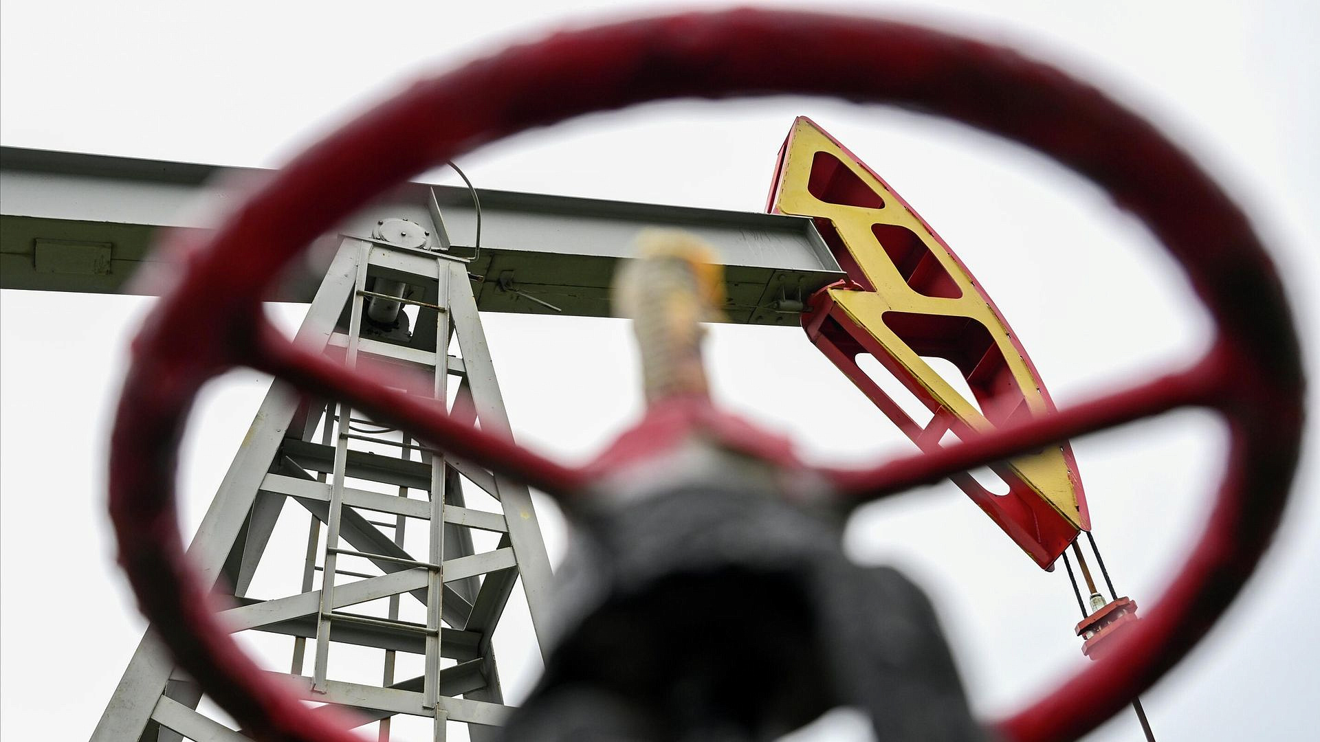 Цена нефти марки Brent растет более чем на 3%
