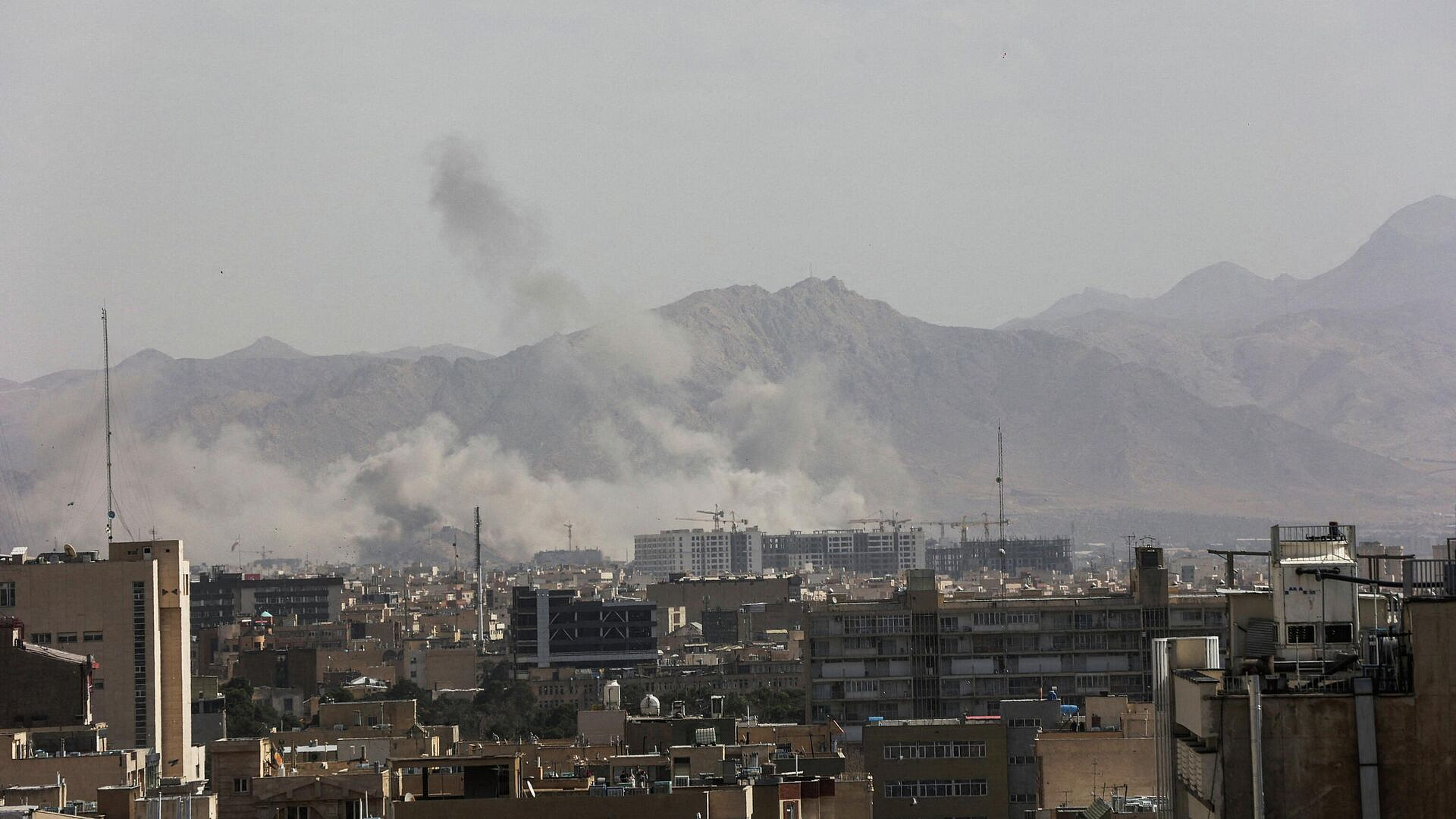 В иранском парламенте заявили о готовности к затяжной войне