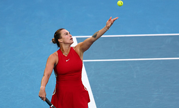 Первая ракетка мира Соболенко проиграла австралийцу Кирьосу