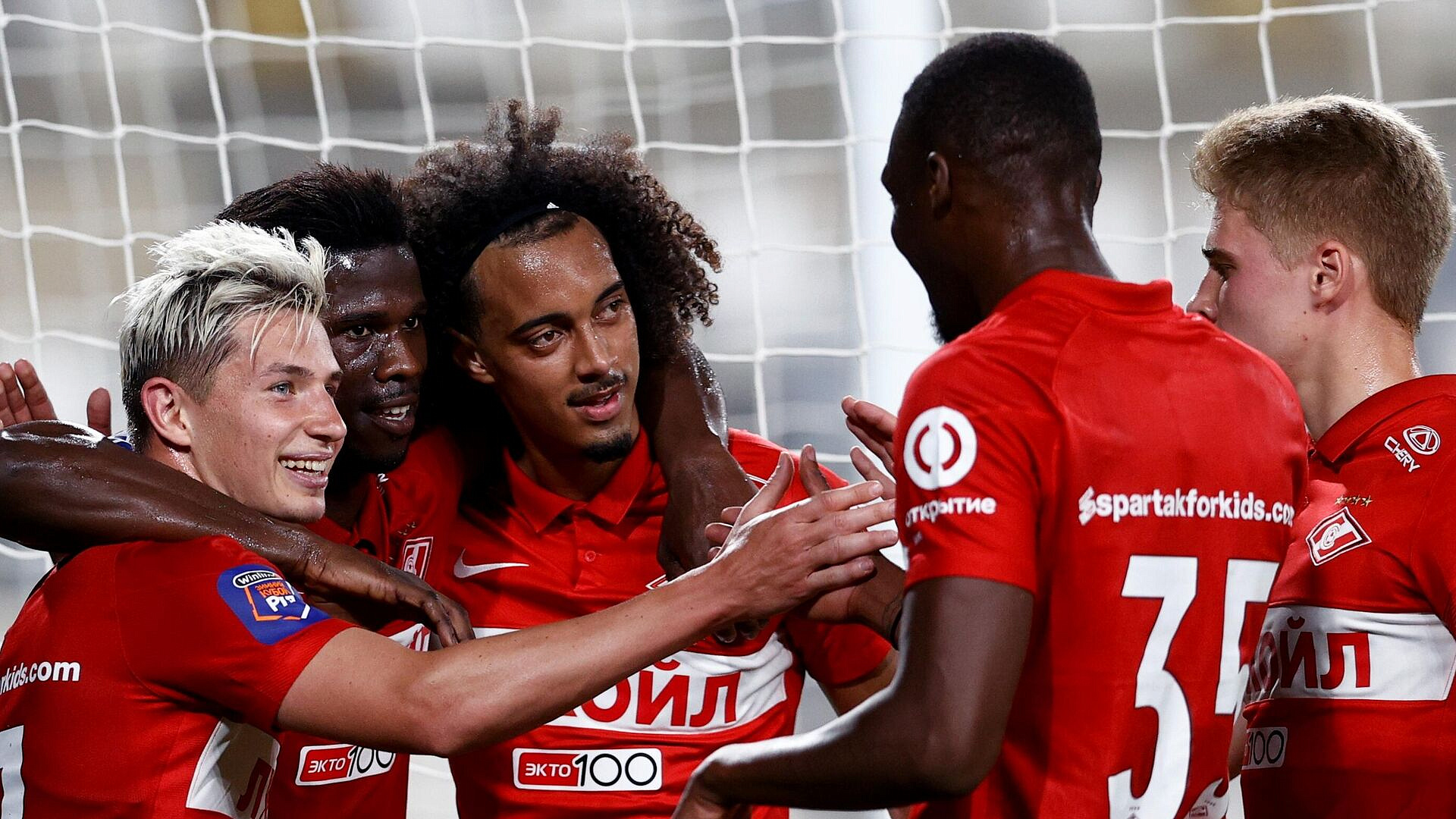 Костромской "Спартак" сыграл вничью с "Ротором" в матче Первой лиги