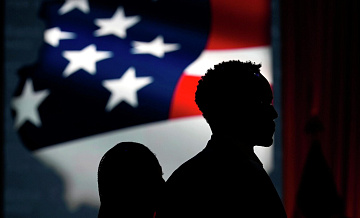 Идея американоцентричного рая нравится новым элитам США, заявил Медведев