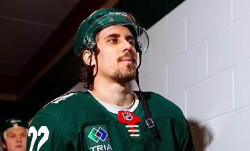 Первый покер Хуснутдинова в НХЛ помог "Бостону" разгромить "Рейнджерс"