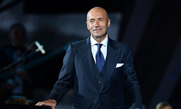 Крутой поблагодарил Путина за госнаграду