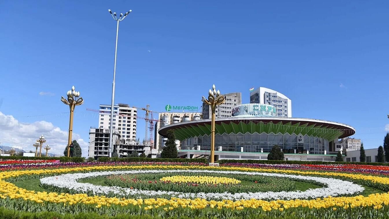 Таджикистан и Белоруссия подписали 10 документов по торговле