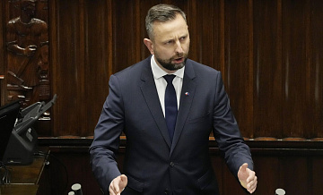 Министр обороны Польши впервые открыто назвал Россию врагом