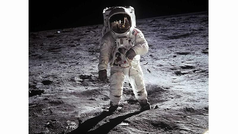 Высадки на Луну в 69-м не было, считает исследователь из США