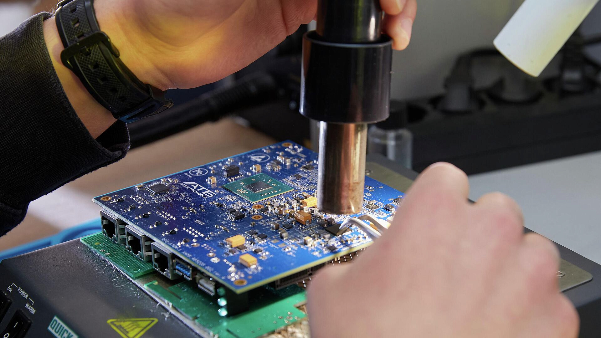 Гарбузов: ИТ-компания разместит производство в новом технопарке в Москве