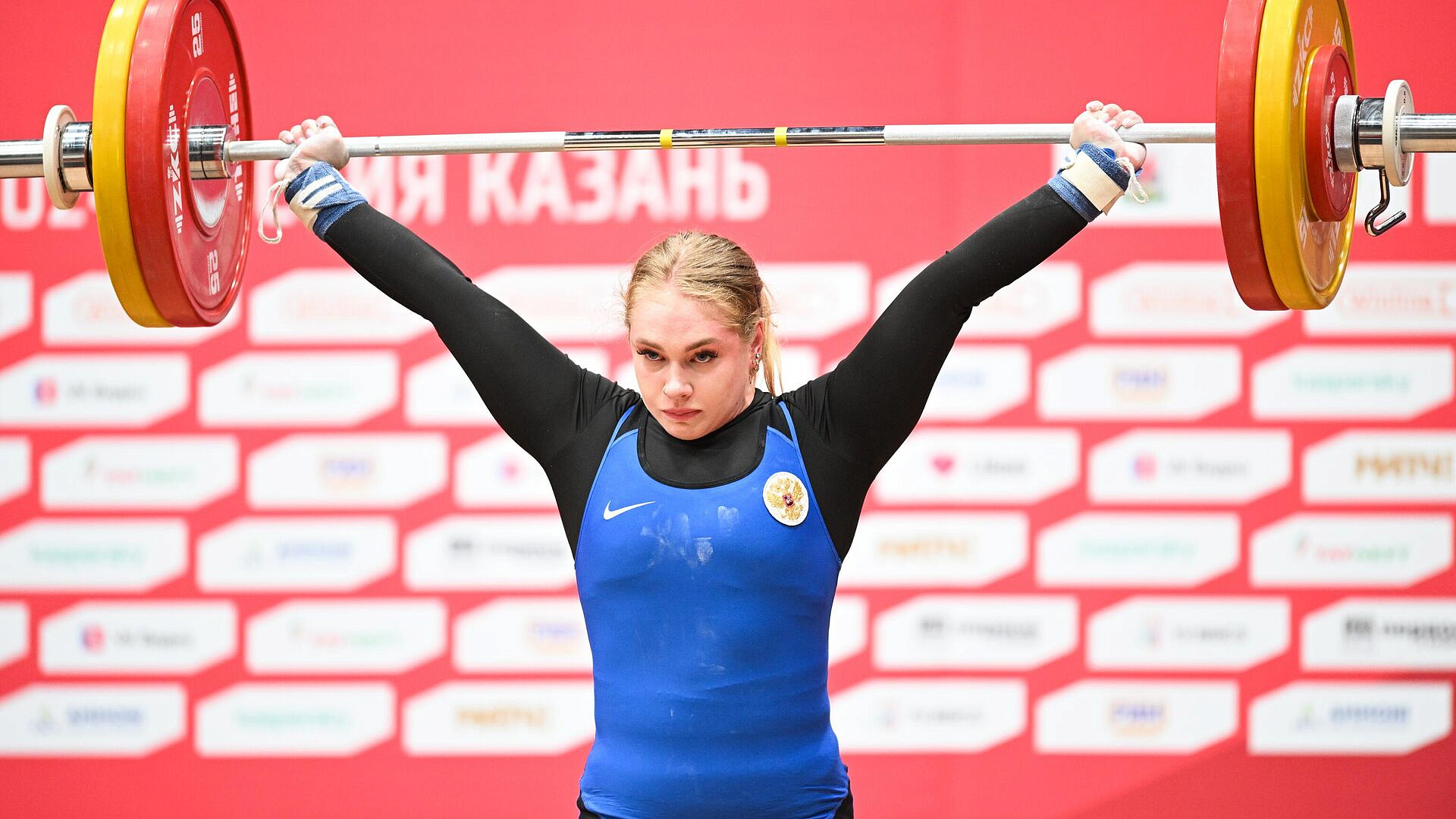 Российских штангистов номинировали на премию EWF "Восходящая звезда"