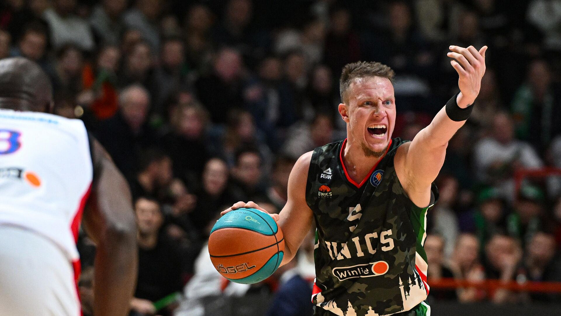 ����� ������� "���������-������" � ����� ������ ���� ���