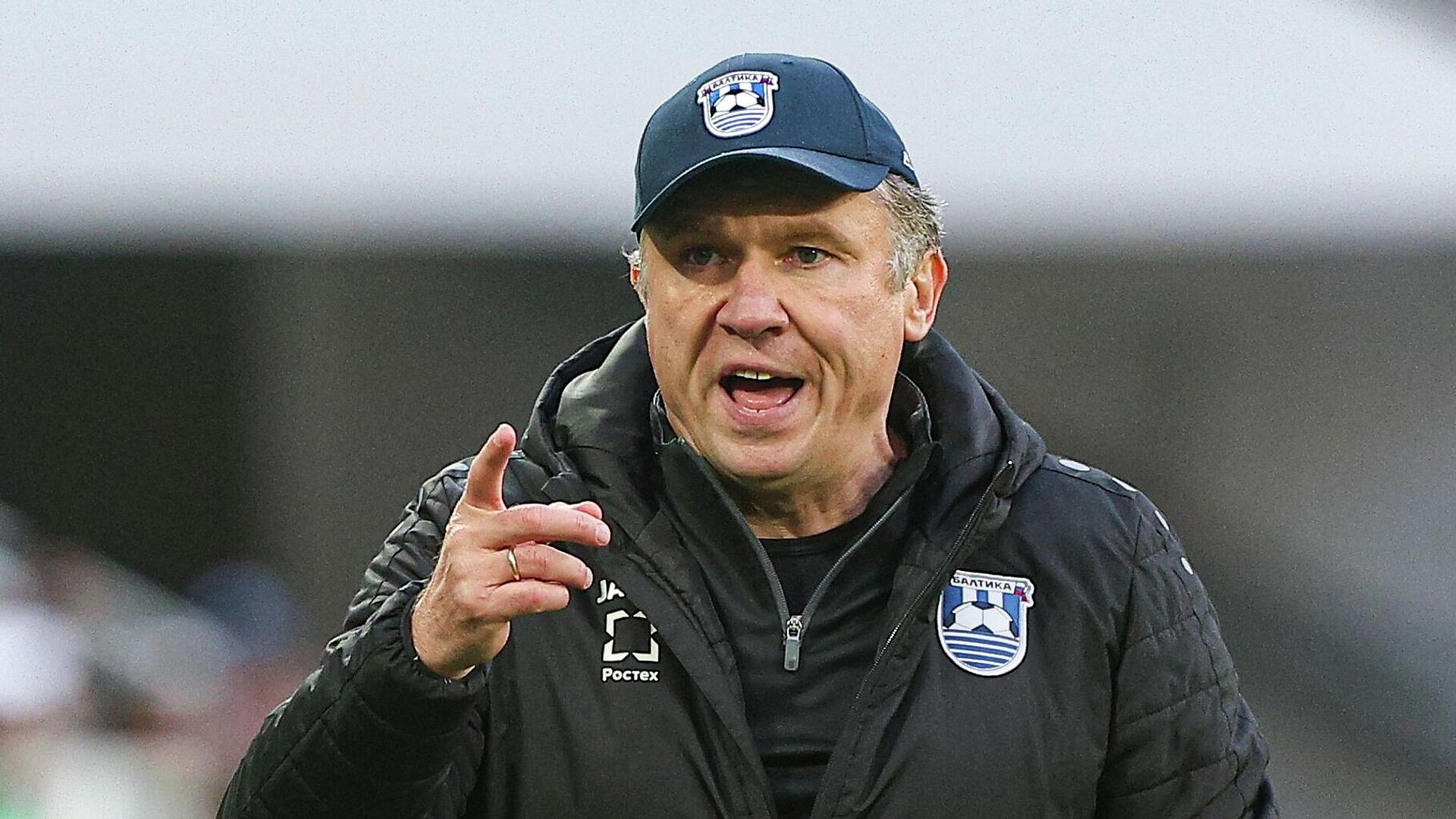 Слуцкий назвал поведение Талалаева в матче с ЦСКА возмутительным