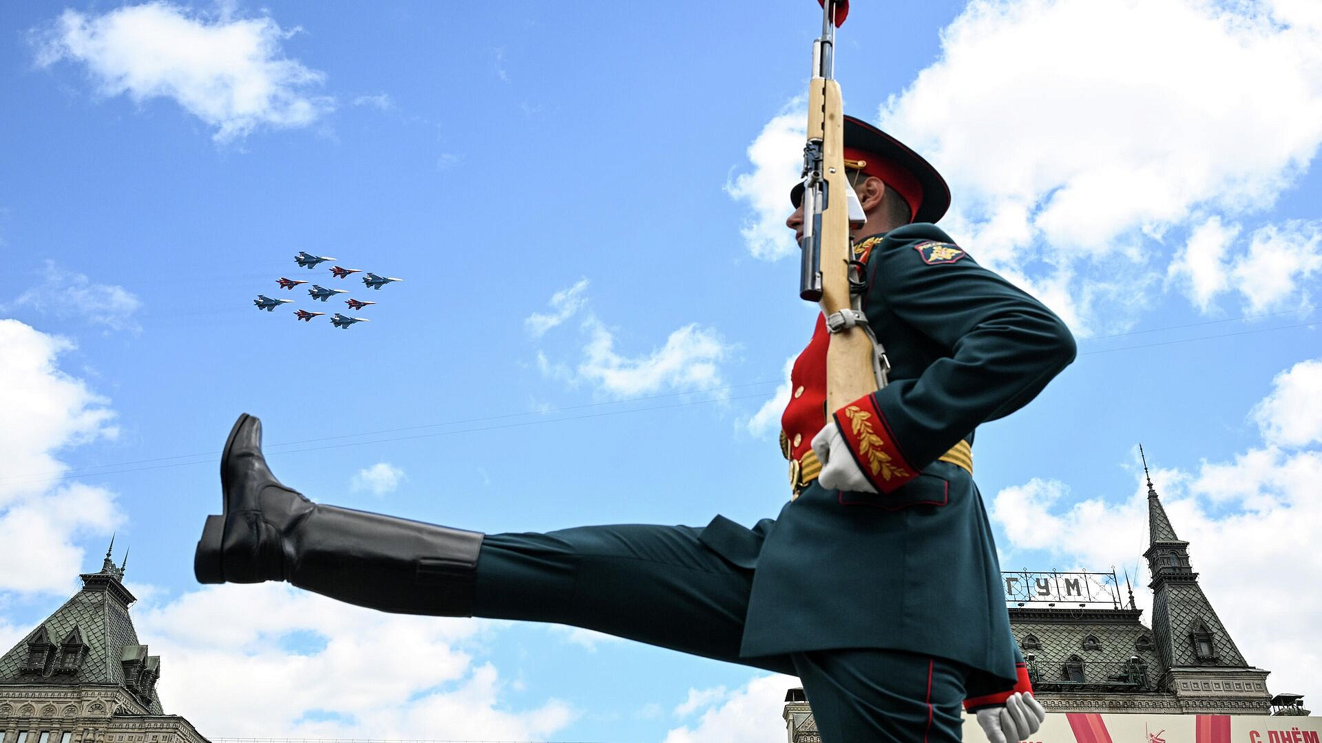 Песков ответил на вопрос о гостях на параде Победы