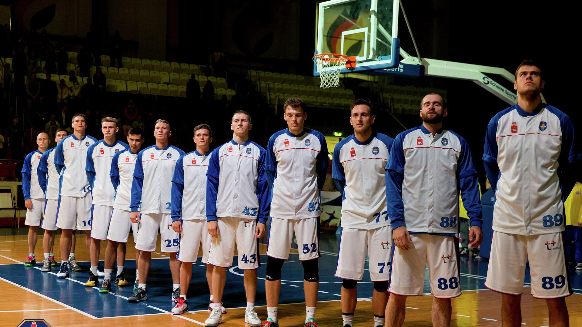 ������������� "�����" �������� "������" � ����� ������ ���� ���