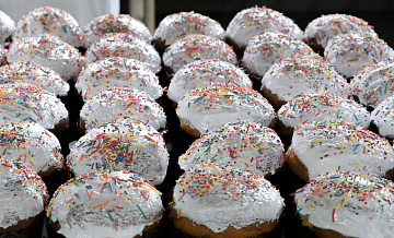 Названа средняя цена куличей к Пасхе