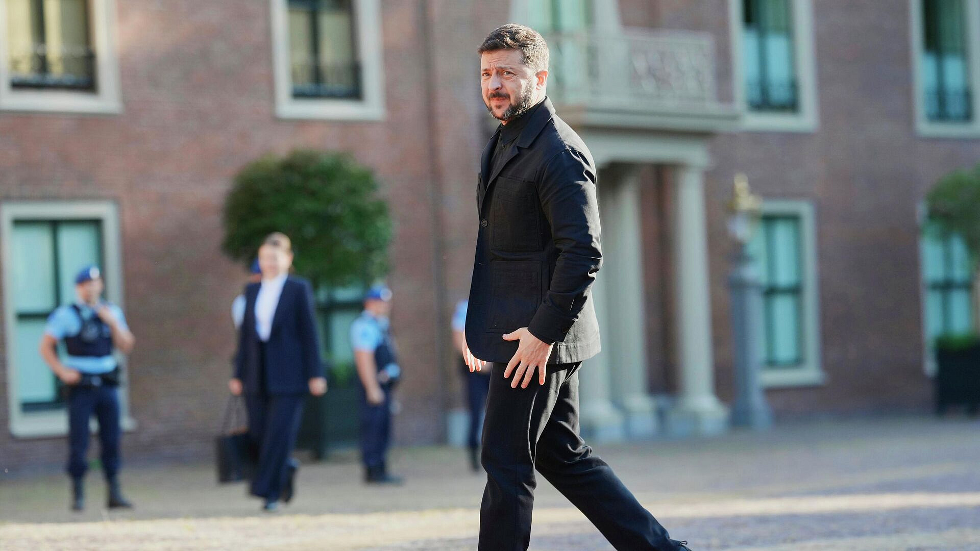 "������ ��� ������". � ����� �������� ����������� � ��������� � ������