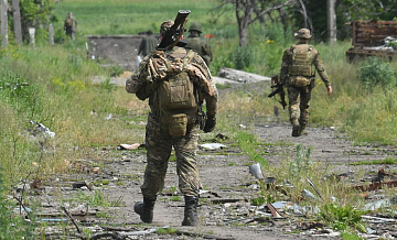 Российские военные разработали гусеничный беспилотник для доставки грузов