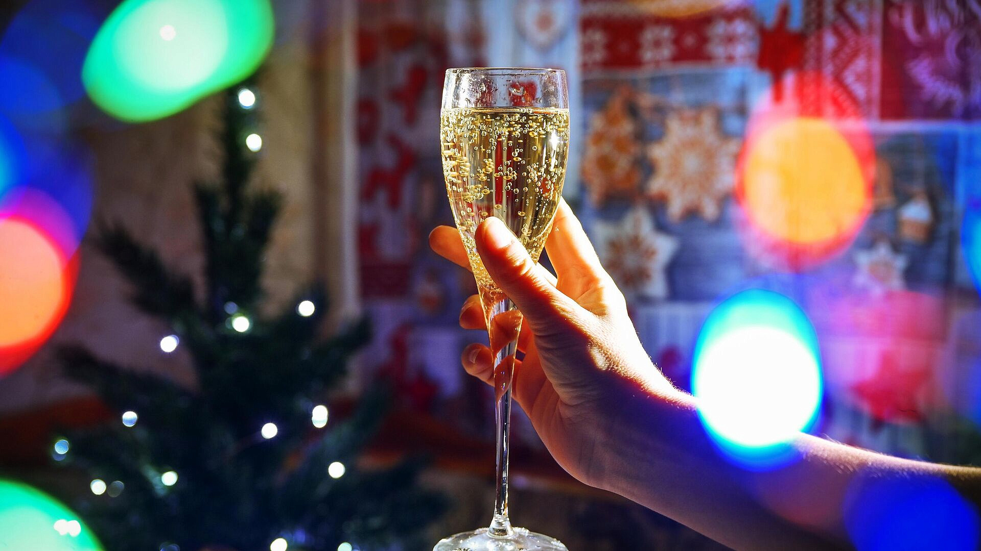 Италия стала главным поставщиком игристого вина в Россию