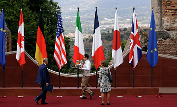       G7    