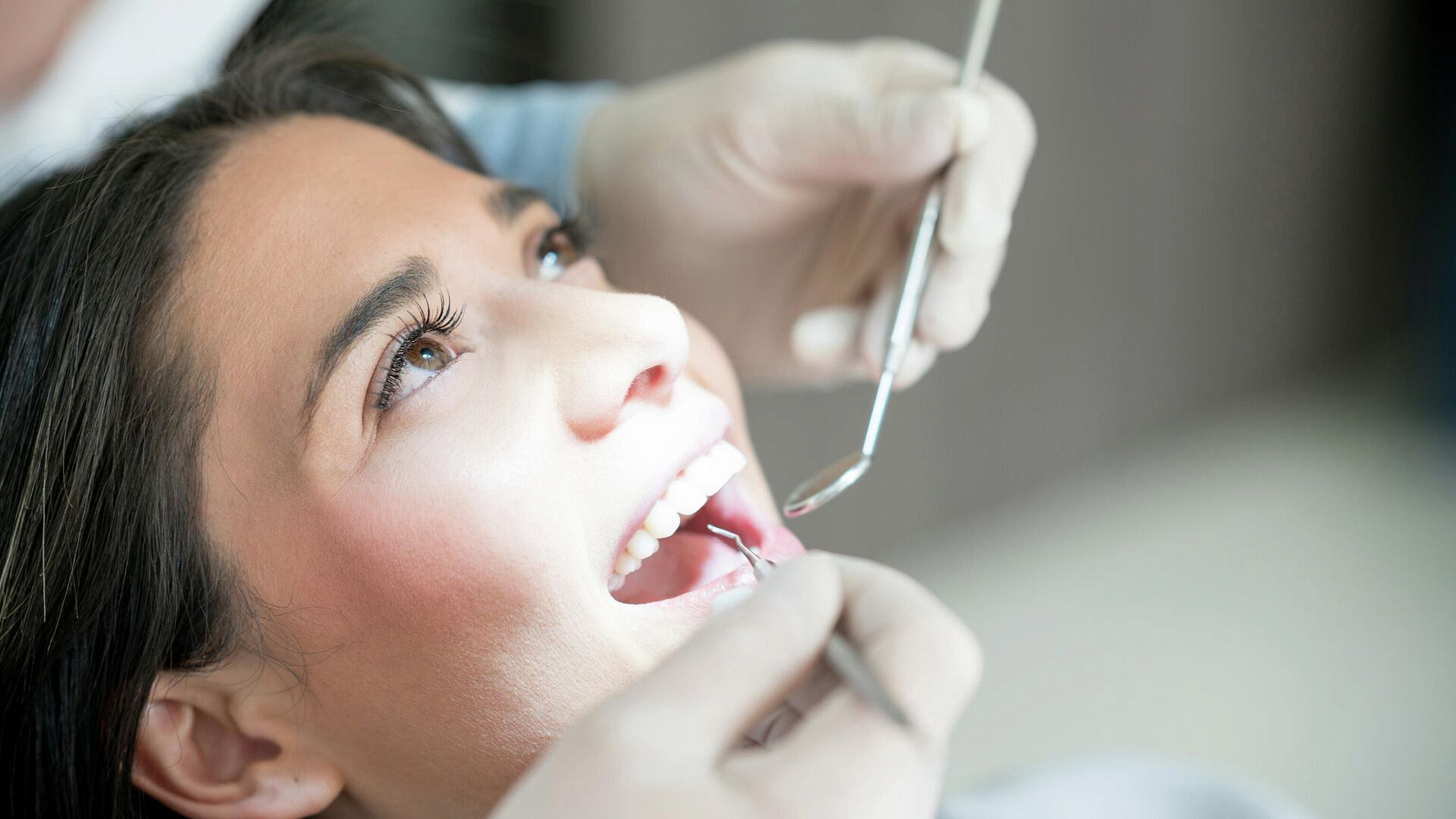 В Белгороде нашли способ спасения зубов при кариесе