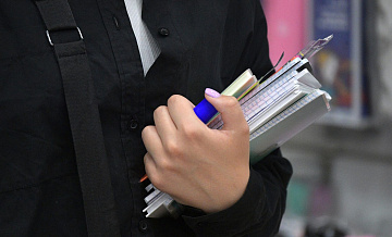 "Комус" по предложению ФАС снизил цены на товары для школы