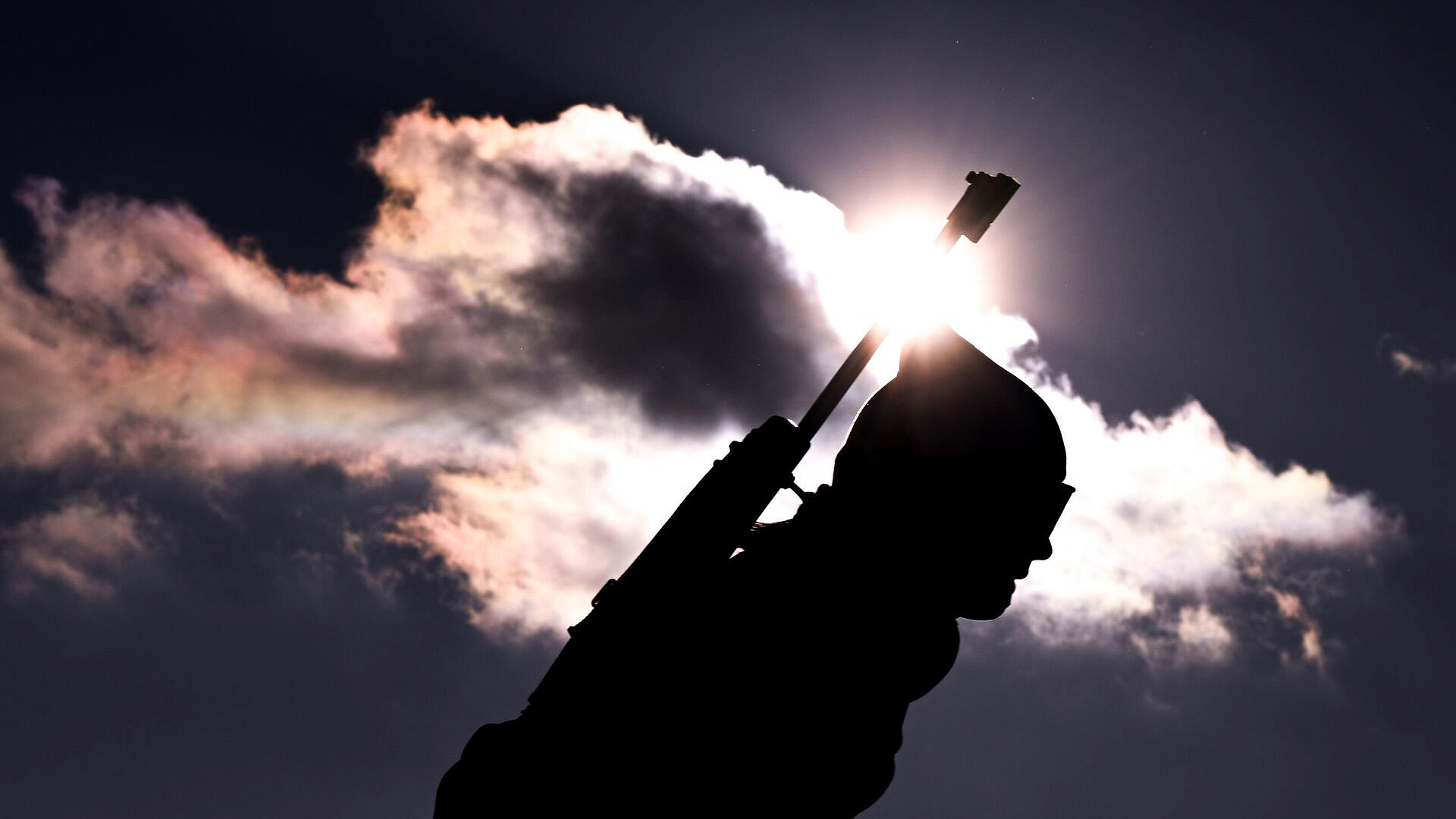 ����-������ ������� ����� ������������� �� ����� �� � �����������