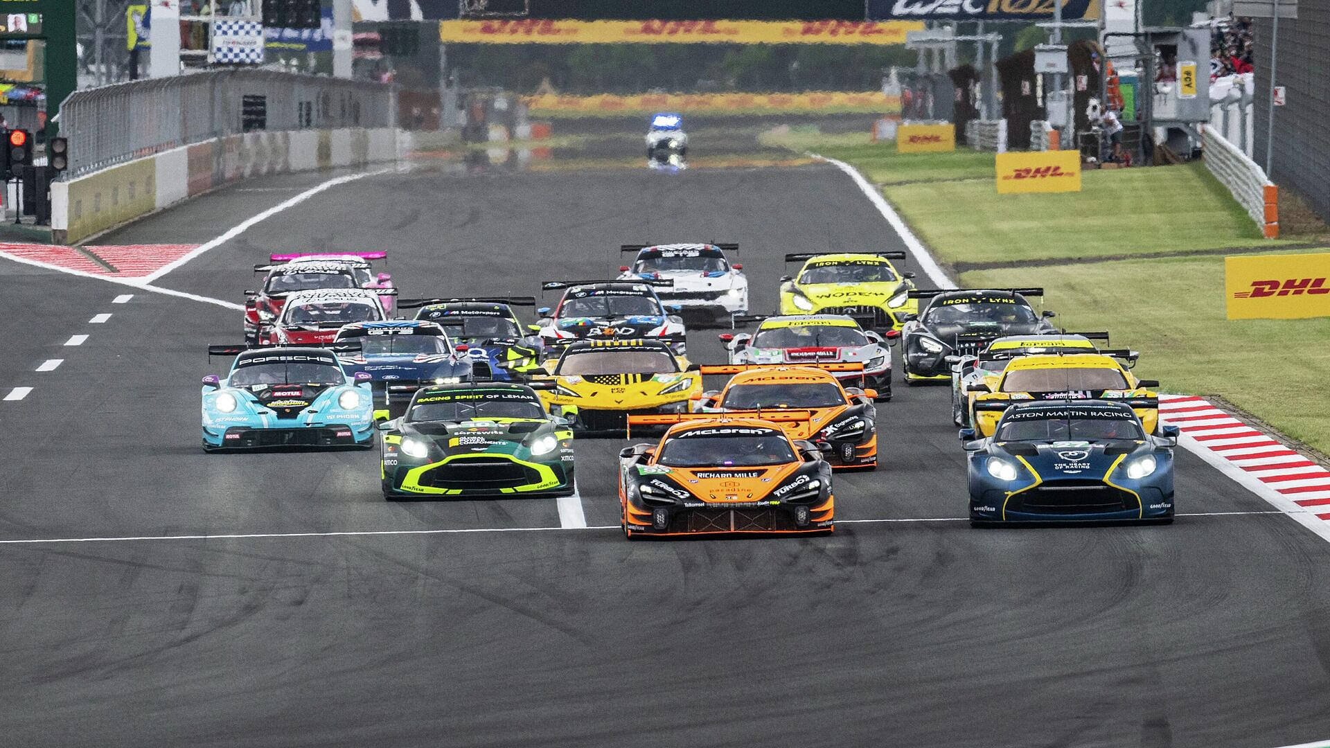 FIA перенесла стартовый этап ЧМ по гонкам на выносливость в Катаре