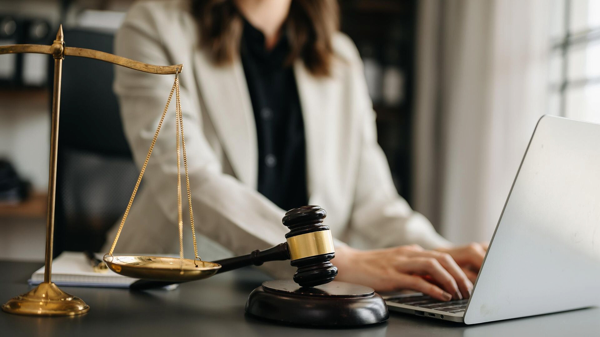 Билайн представил специального ИИ-агента для юристов