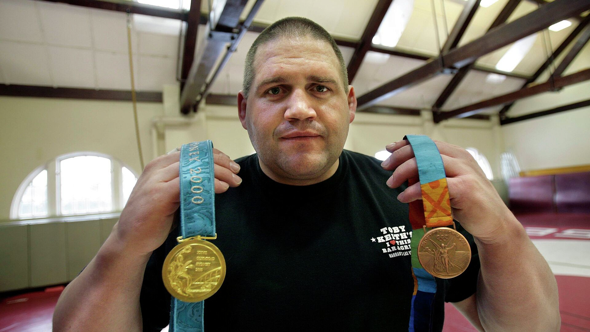 Спортсмены не должны страдать из-за политики, заявил американский борец