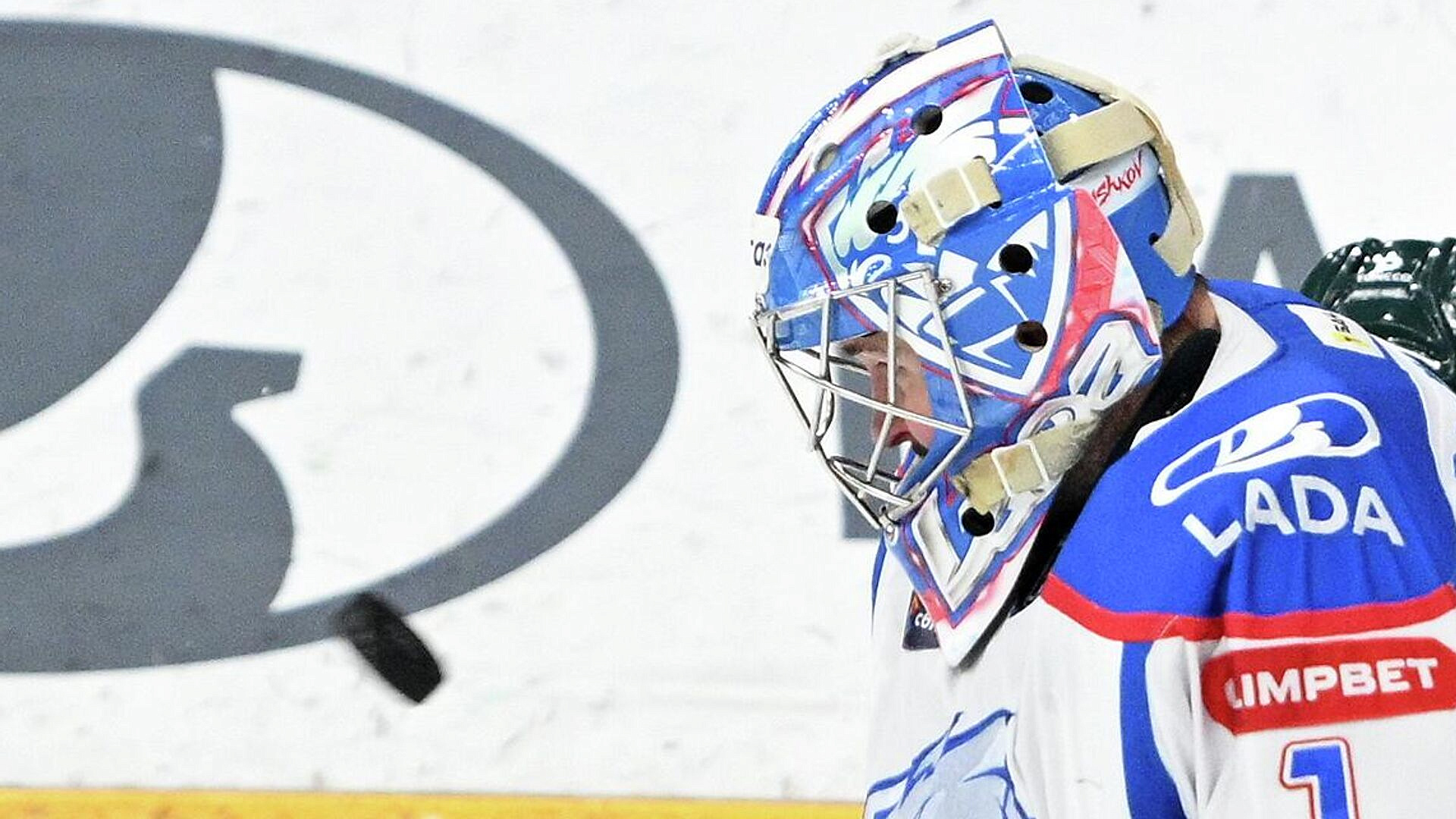 "����" � "���������": �������� ������ ���� ��� 3 �������