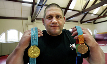 Спортсмены не должны страдать из-за политики, заявил американский борец