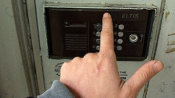 В Москве мошенники обманули пенсионерку на 37 миллионов рублей