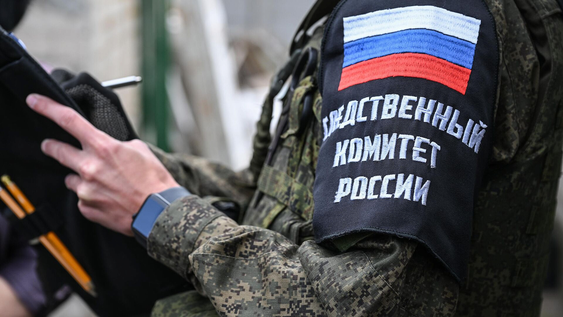 СК завел дело о теракте после атаки ВСУ на машину в Курской области