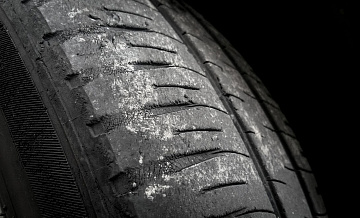 Автоюрист рассказала, когда нужно менять зимнюю резину на летнюю