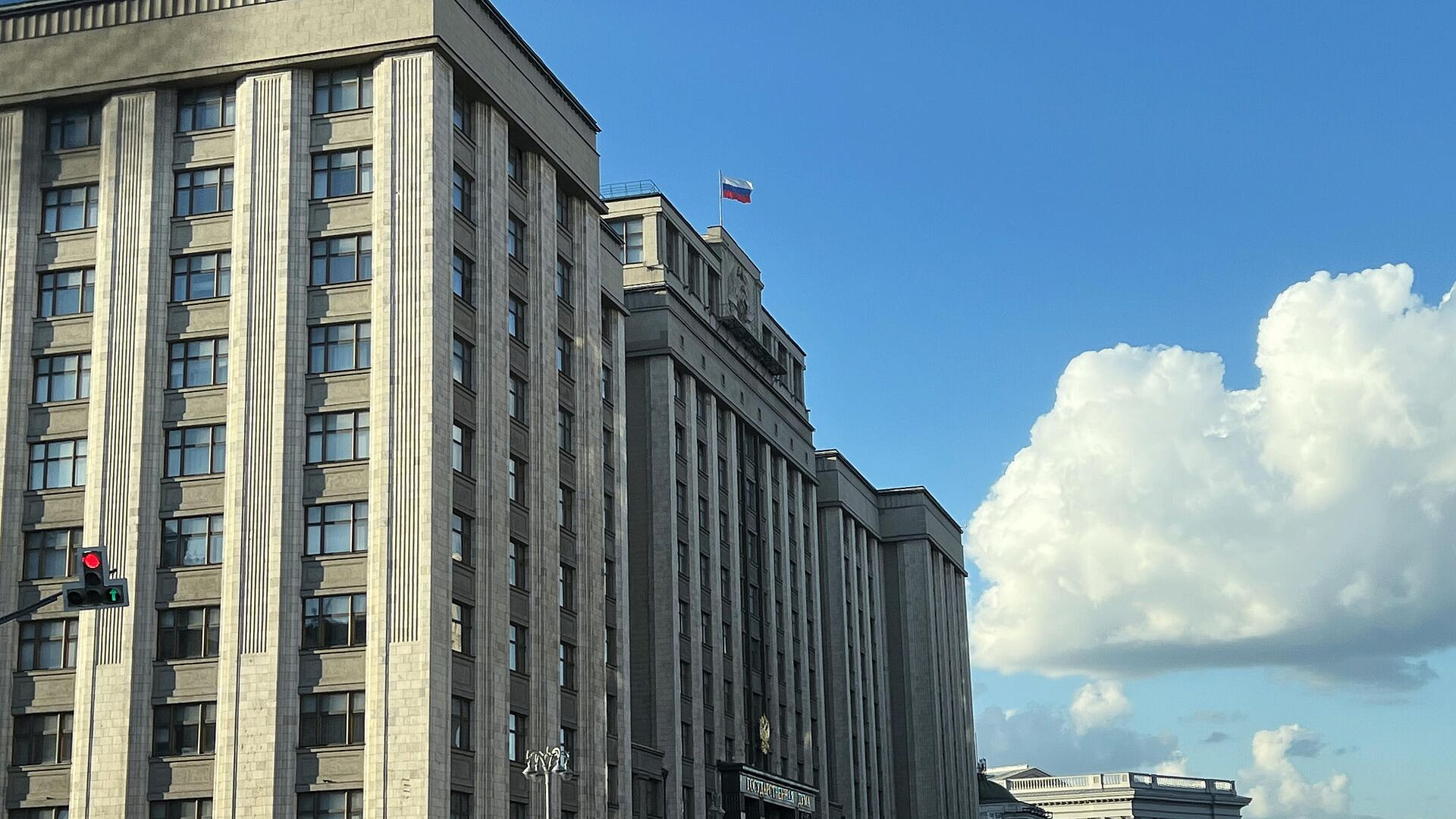 Общежития должны быть доступны местным студенческим семьям, считают в ГД