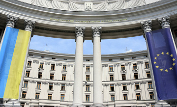 Нацбанк Украины оценил потери экспорта от отмены торговых льгот с ЕС