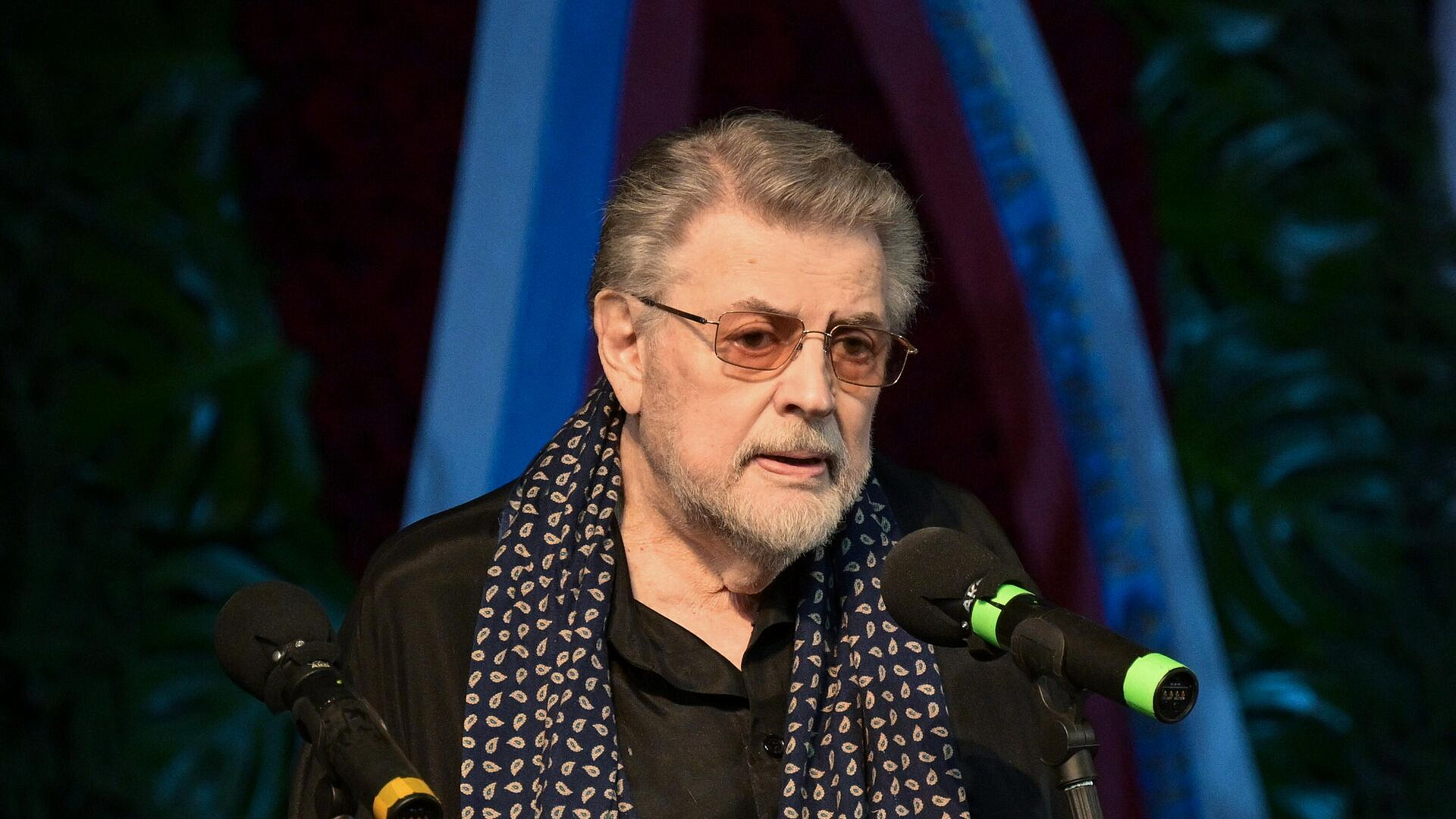 Собянин выразил соболезнования родным и близким Александра Ширвиндта