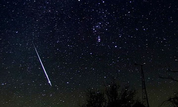 Пик метеорного потока Геминиды не будет виден из-за яркой Луны