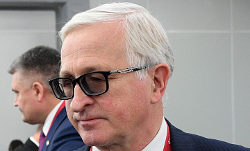 Путин призвал дружить маркетплейсы и банки, рассказал Шохин