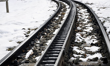 В Пермском крае сошли с путей локомотив и десять вагонов