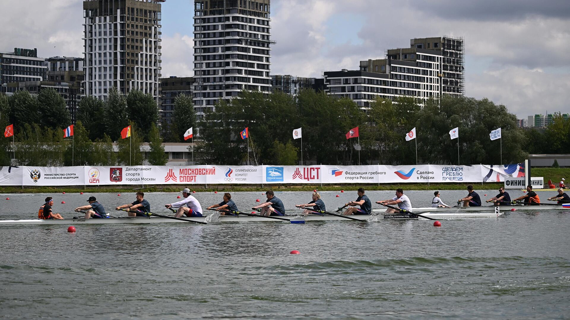 Власти Москвы благоустроят территорию возле Гребного канала