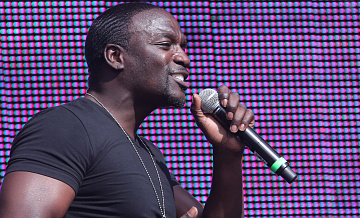 Американский хип-хоп-исполнитель Akon даст концерт в Москве